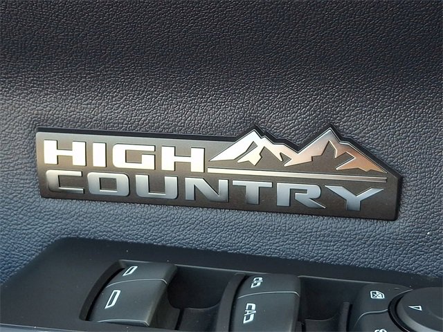 Used 2024 Chevrolet Silverado 1500 High Country w/ Technology Package image 30