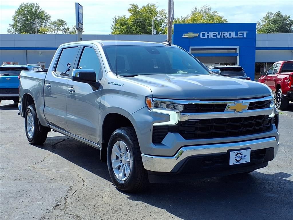 Used 2025 Chevrolet Silverado 1500 LT image 5