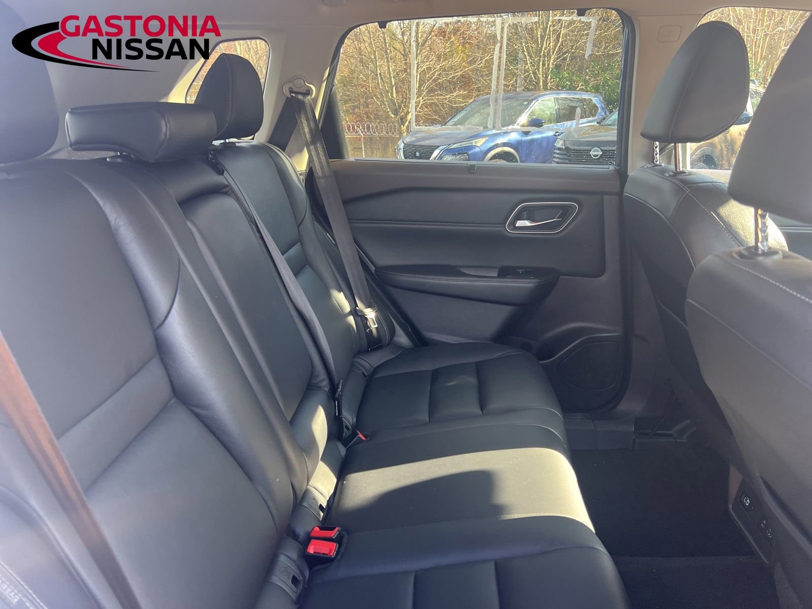 Used 2021 Nissan Rogue SL image 23