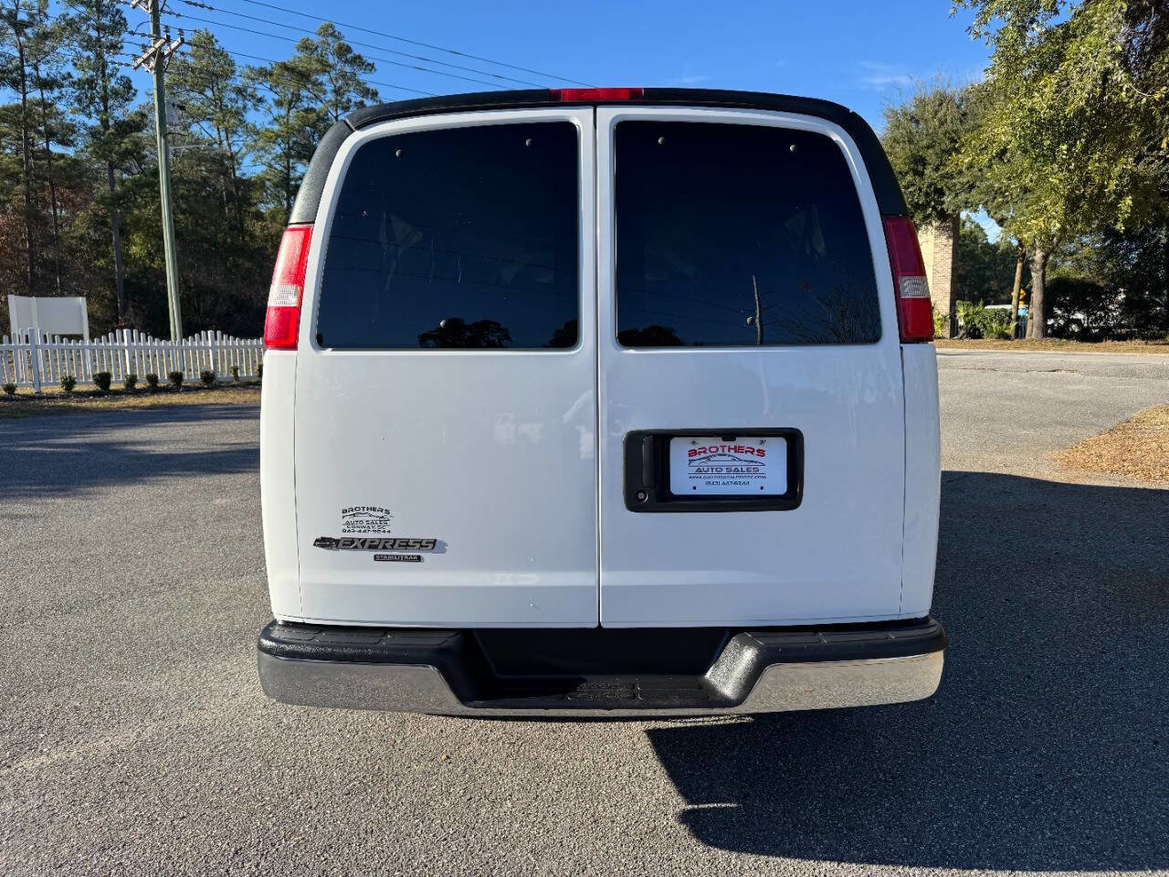 Used 2016 Chevrolet Express 3500 LT w/ LT Preferred Equipment Group image 32