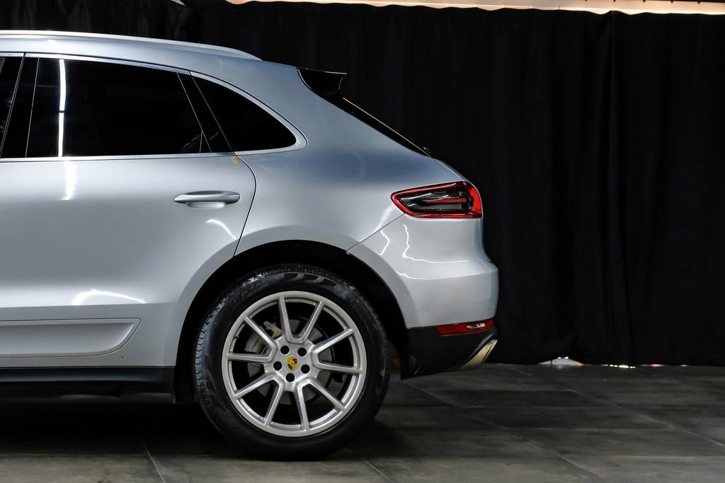 Used 2017 Porsche Macan S image 18