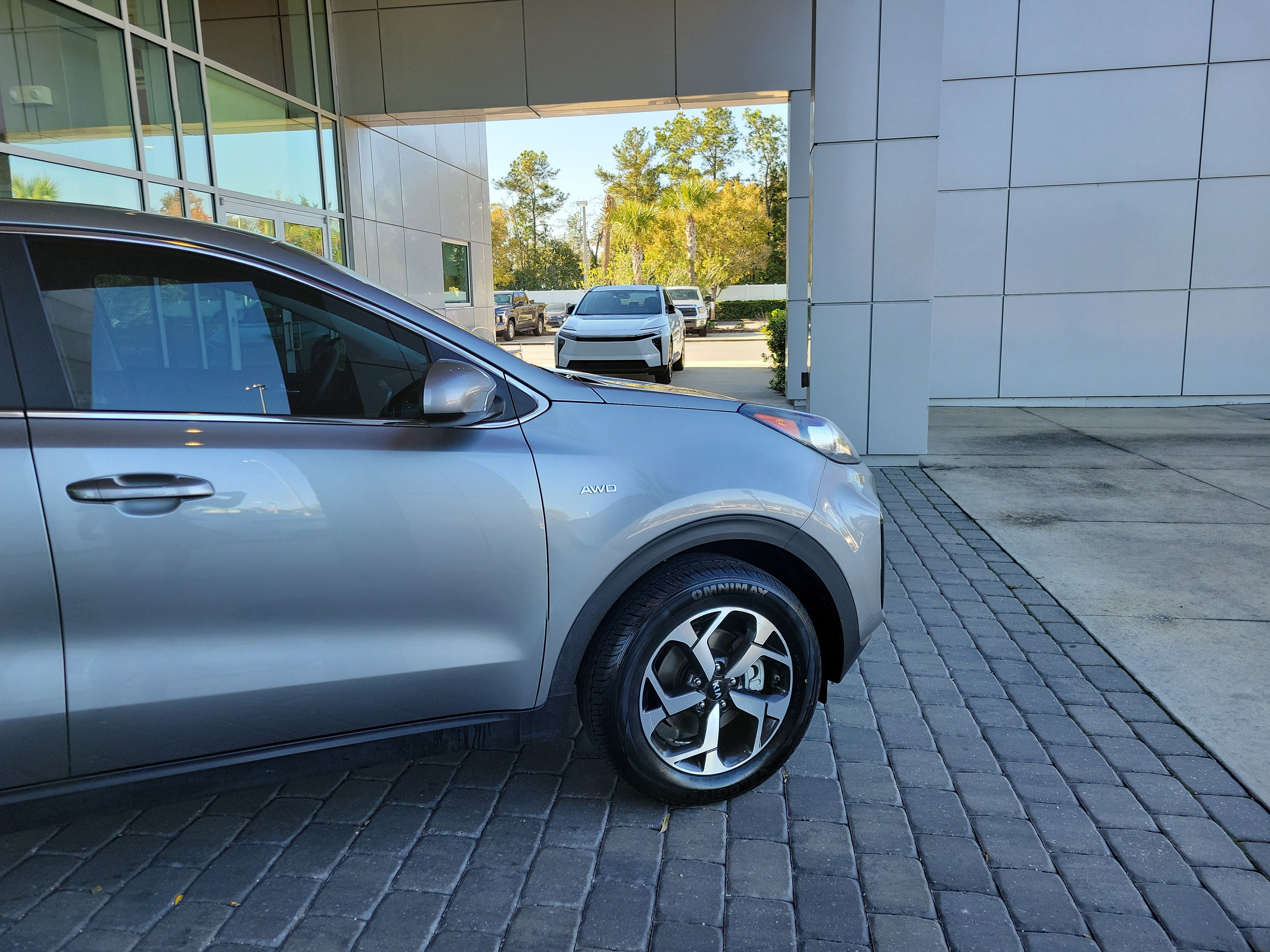 Used 2021 Kia Sportage LX image 8