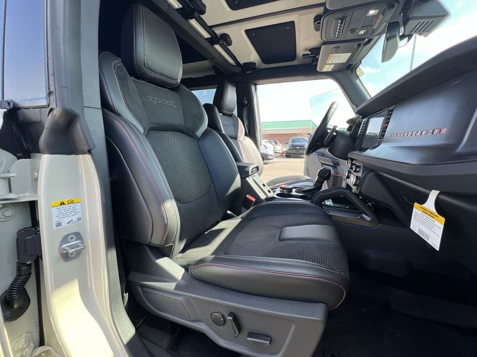 New 2025 Ford Bronco Raptor w/ Interior Carbon Fiber Pack AWD/4WD image 26
