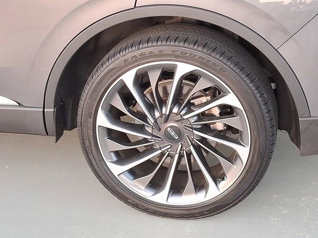 Certified 2025 Lincoln Aviator Reserve w/ Equipment Group 201A image 26