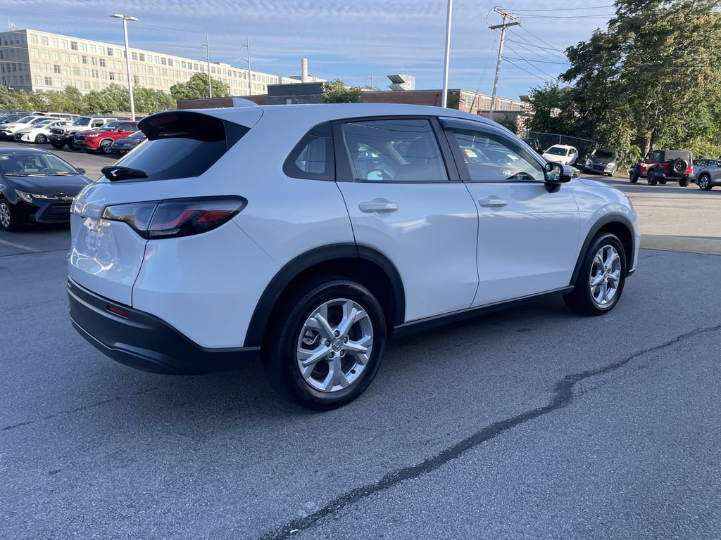 Used 2023 Honda HR-V LX image 8