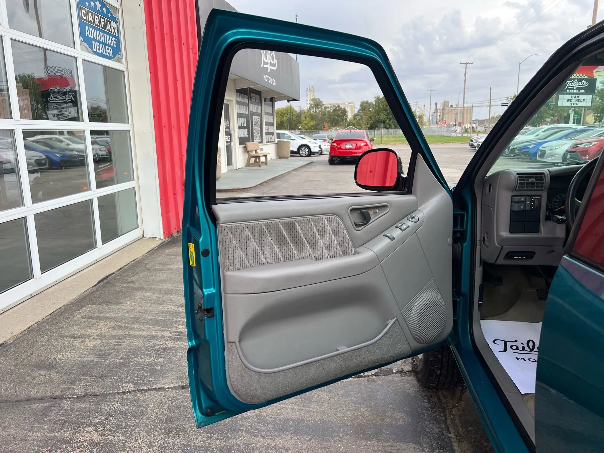 Used 1995 GMC Sonoma SLS image 9