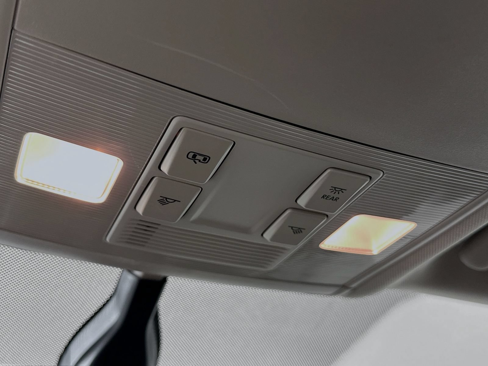 Certified 2023 Volkswagen Taos S FWD image 30