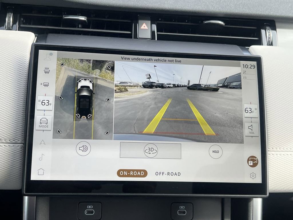 New 2026 Land Rover Discovery Sport Landmark image 25