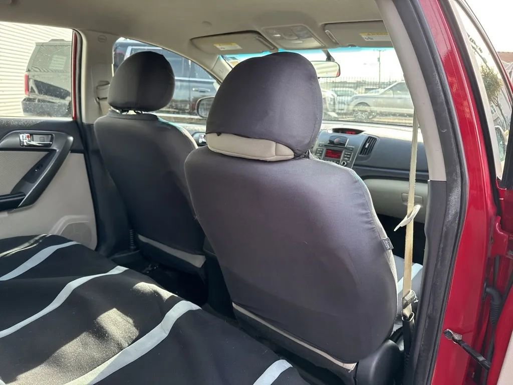 Used 2013 Kia Forte EX w/ Fuel Economy Pkg image 10