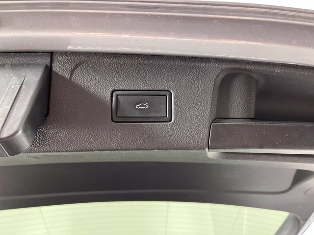 Used 2023 Volkswagen Atlas SE w/ Panoramic Sunroof Package FWD image 54