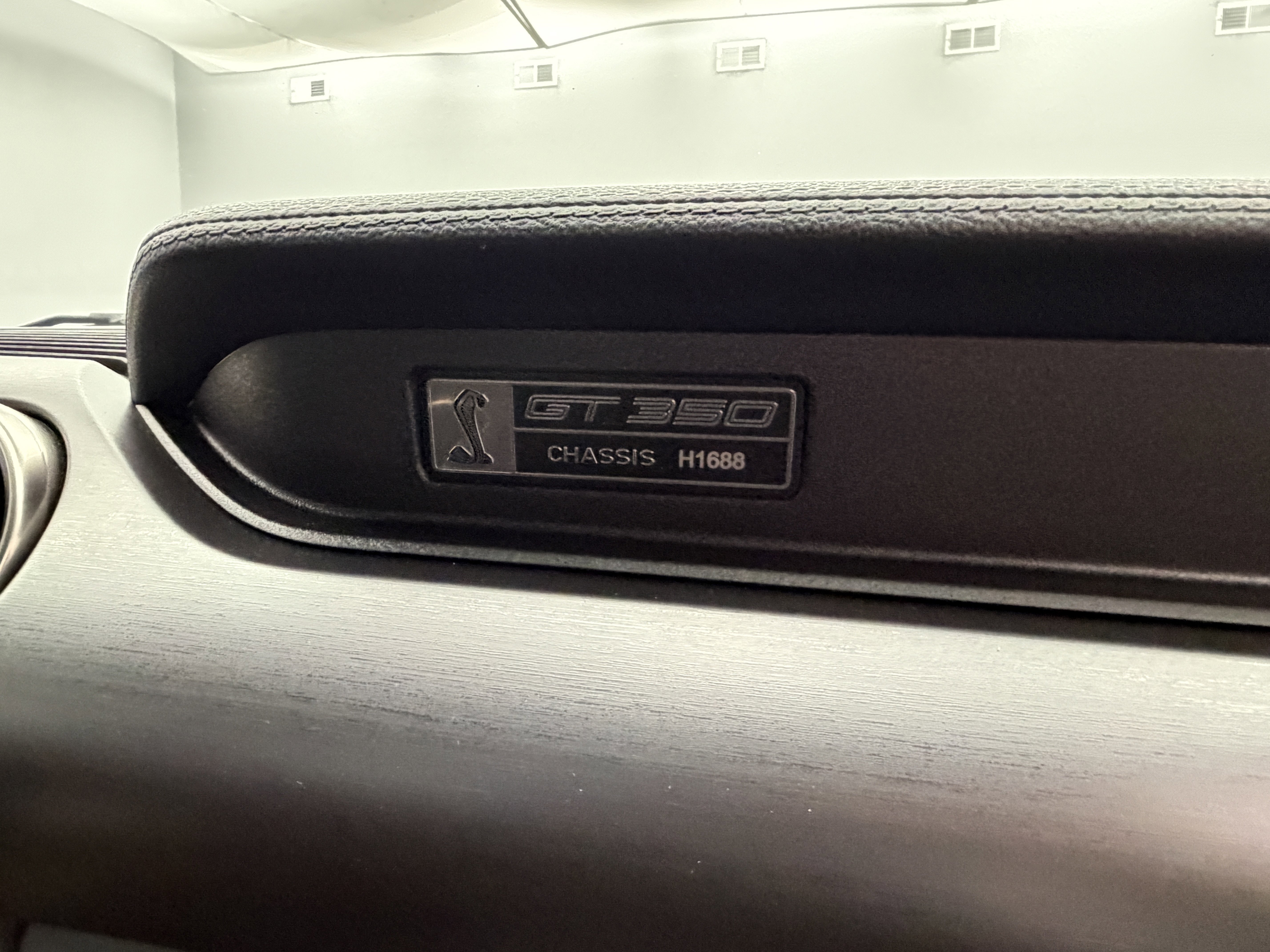 Used 2017 Ford Mustang Shelby GT350 image 86