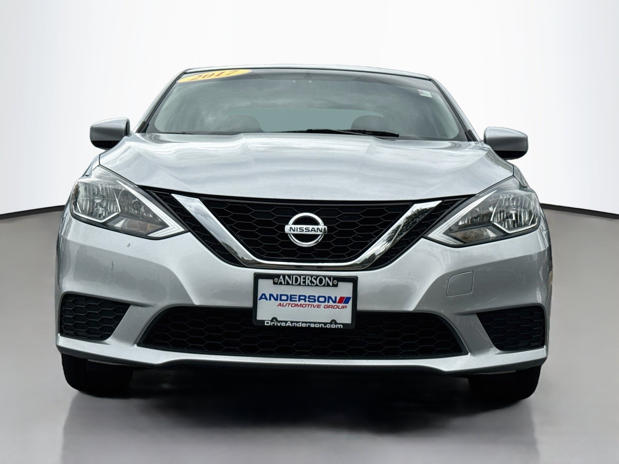 Used 2017 Nissan Sentra SV w/ Style Package FWD image 2