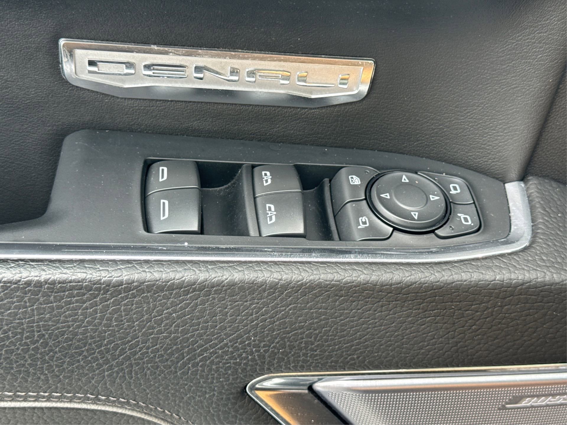 Certified 2024 GMC Sierra 1500 Denali w/ Technology Package image 37