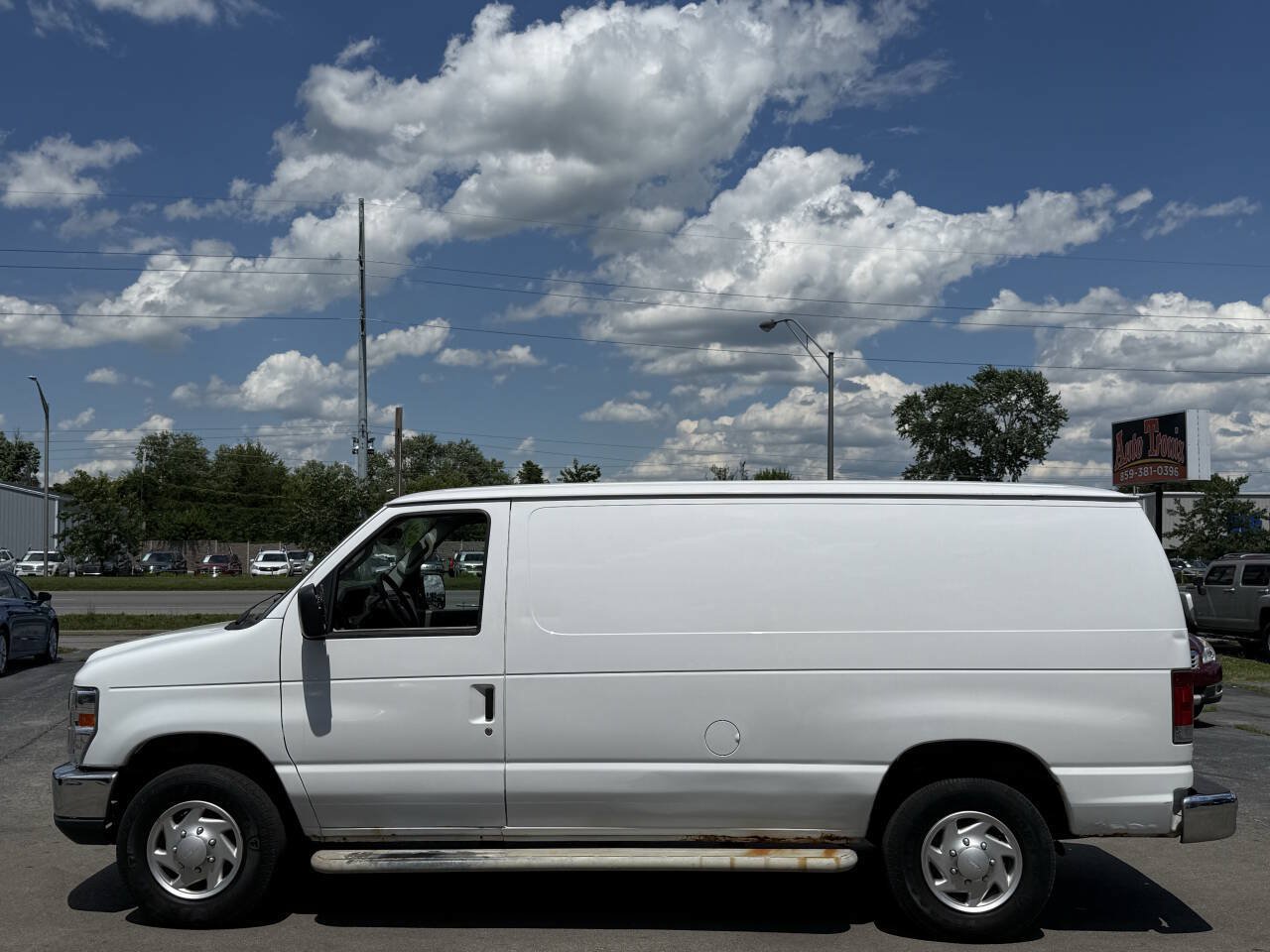 Used 2014 Ford E-250 and Econoline 250 w/ Power Group RWD image 5