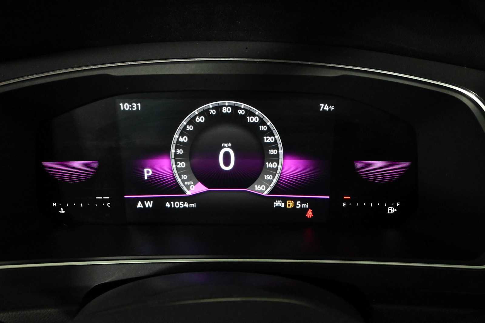 Certified 2023 Volkswagen Tiguan SE R-Line FWD image 22