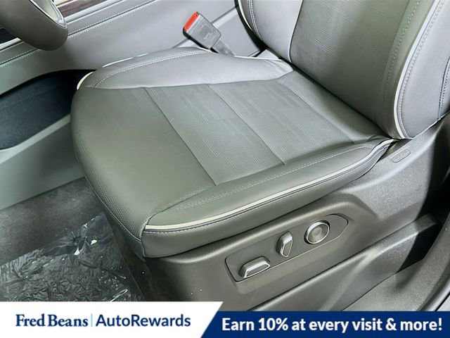 New 2025 Cadillac Escalade Premium Luxury image 19