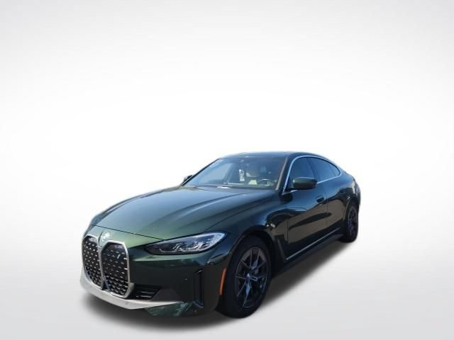 Used 2023 BMW i4 eDrive35 RWD image 4