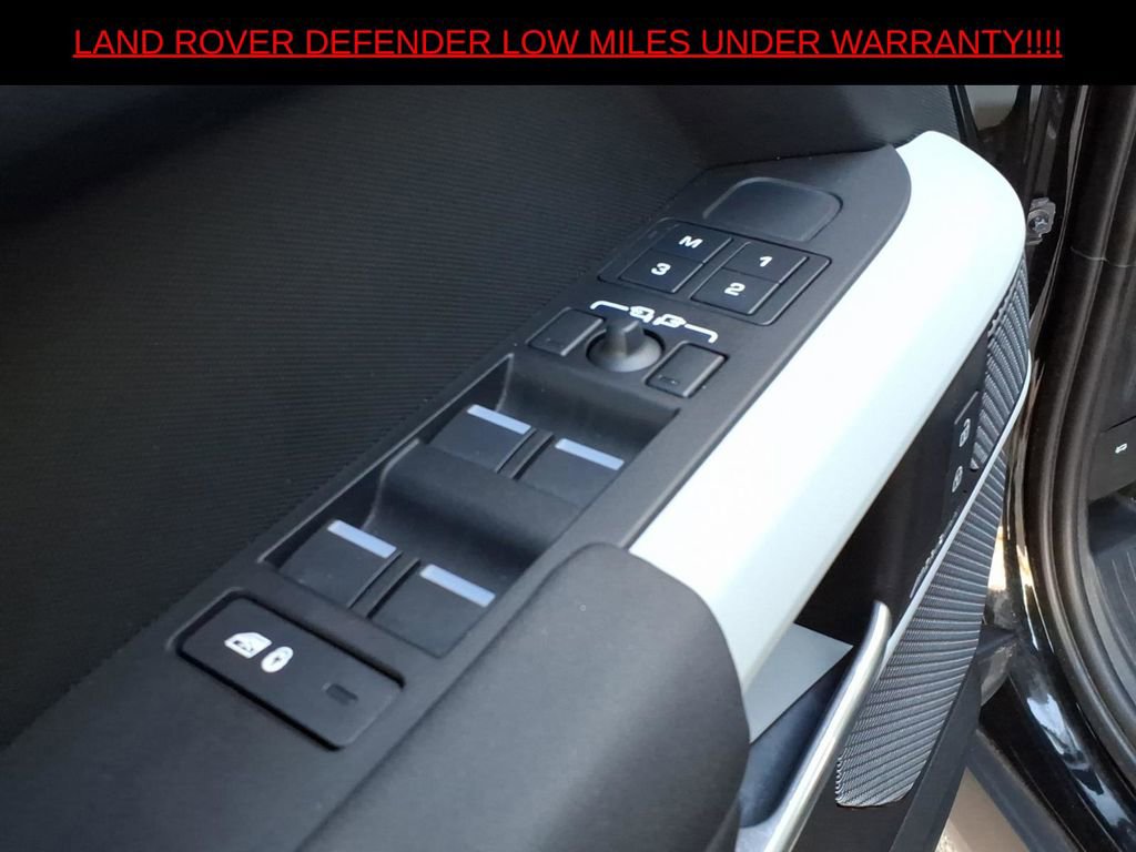 Used 2024 Land Rover Defender 110 S image 16
