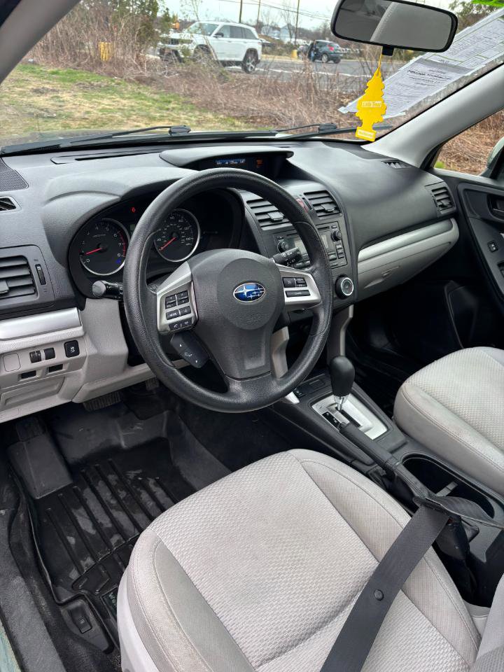 Used 2014 Subaru Forester 2.5i Premium w/ All-Weather Package image 19