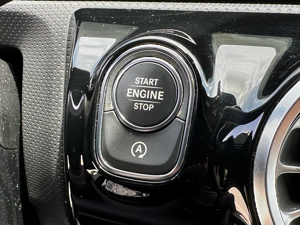 Used 2021 Mercedes-Benz A 220 image 25