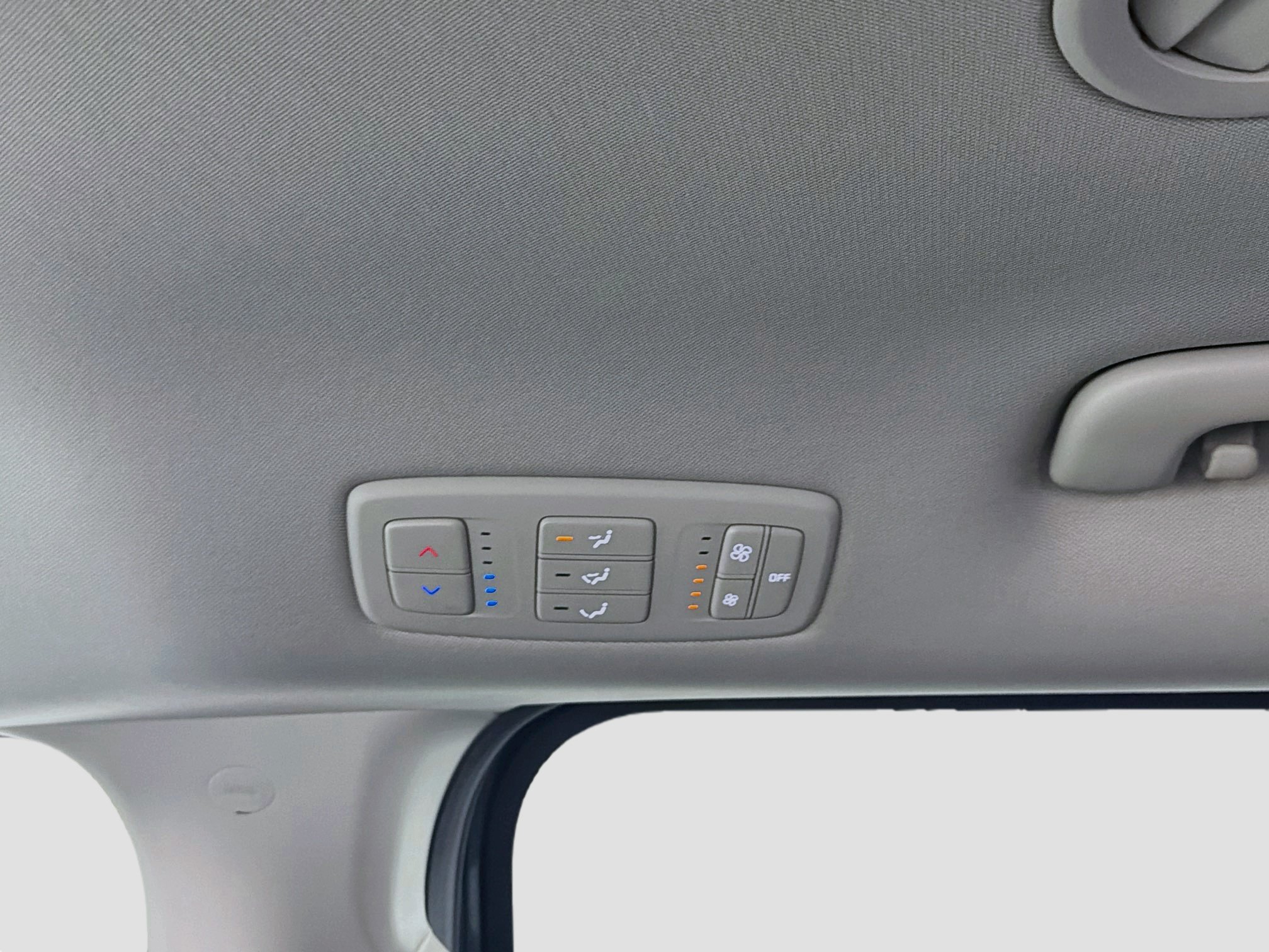 Used 2022 Kia Carnival LX FWD image 28