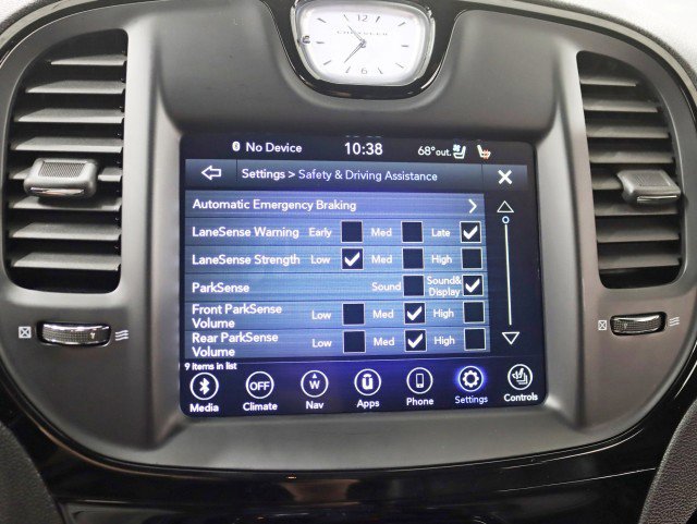 Used 2022 Chrysler 300 S w/ Comfort Group RWD image 22