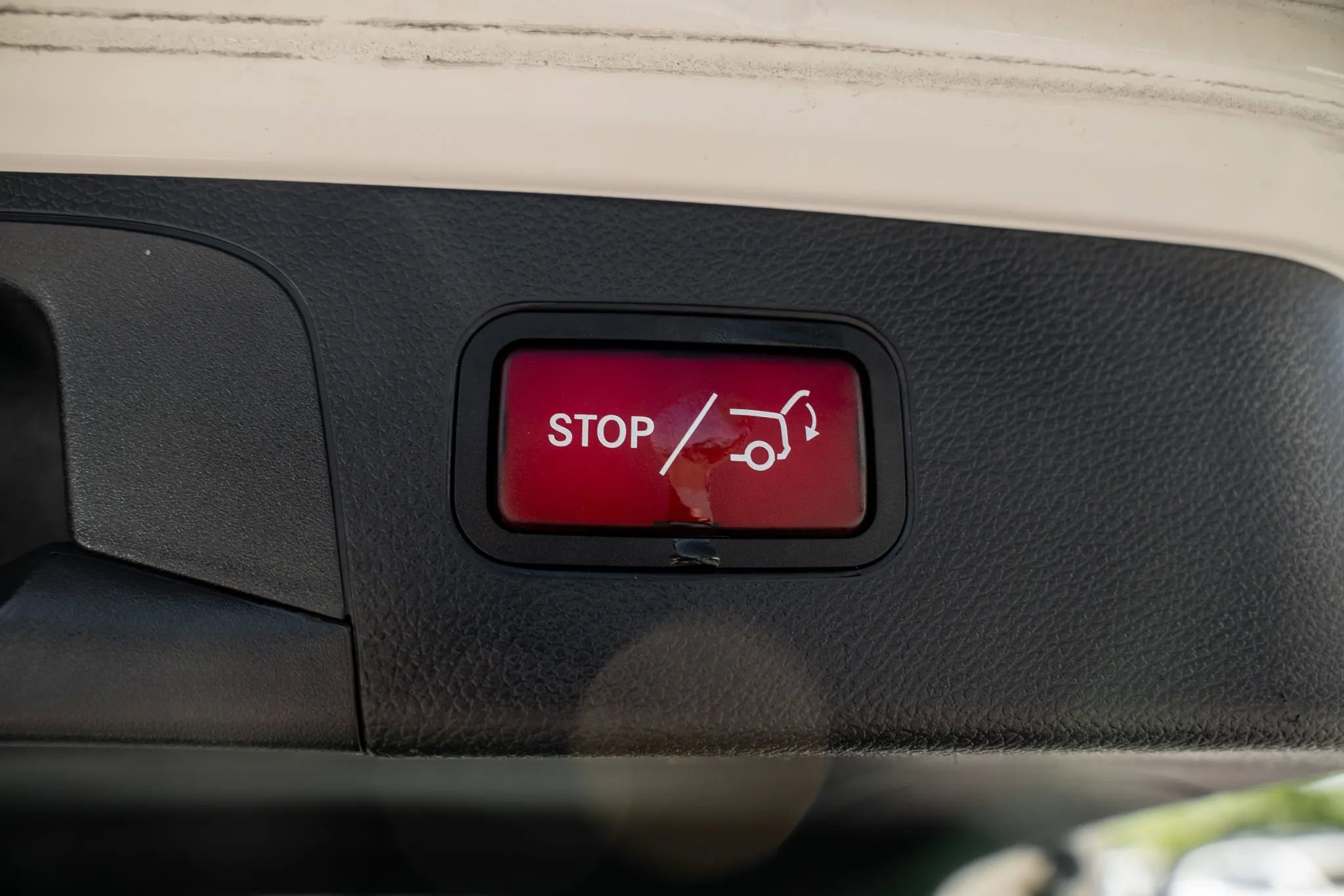 Used 2019 Mercedes-Benz GLC 300 4MATIC image 10