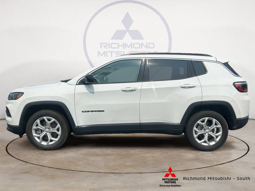 Used 2024 Jeep Compass Latitude AWD/4WD image 6