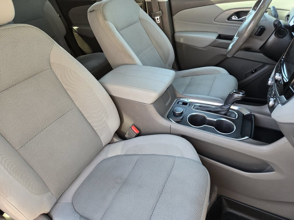 Used 2020 Chevrolet Traverse LT AWD/4WD image 9