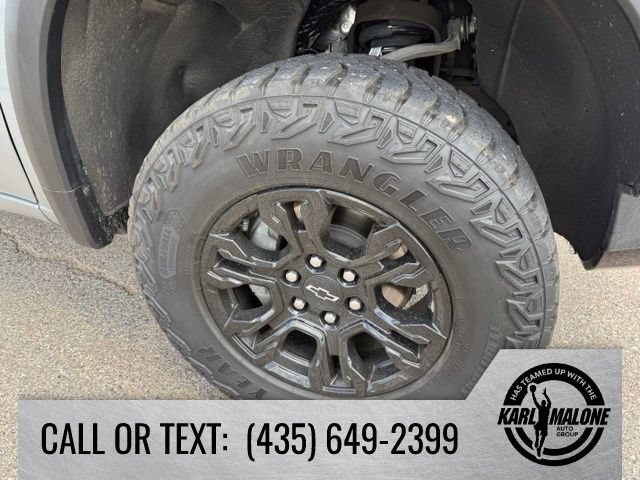 Used 2023 Chevrolet Silverado 1500 ZR2 w/ Technology Package AWD/4WD image 10