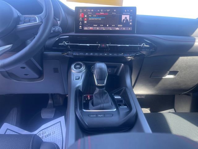 Used 2024 Dodge Hornet GT w/ Tech Pack w/o Parking image 11