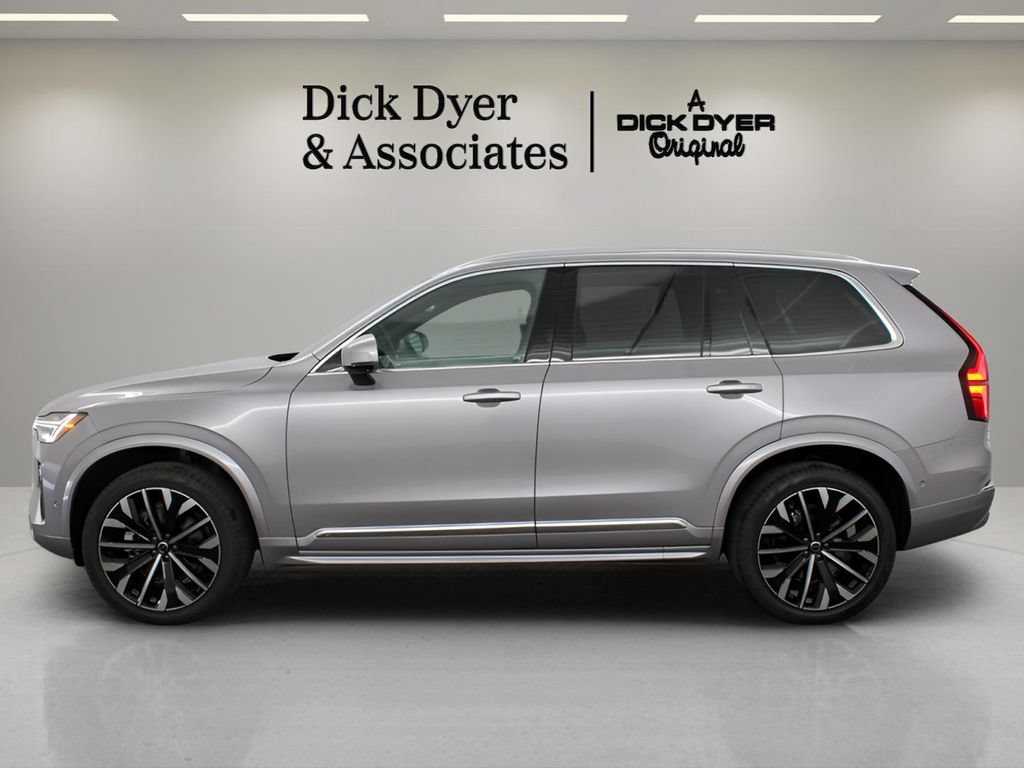 Certified 2026 Volvo XC90 B6 Plus w/ Protection Package Premier AWD/4WD image 6