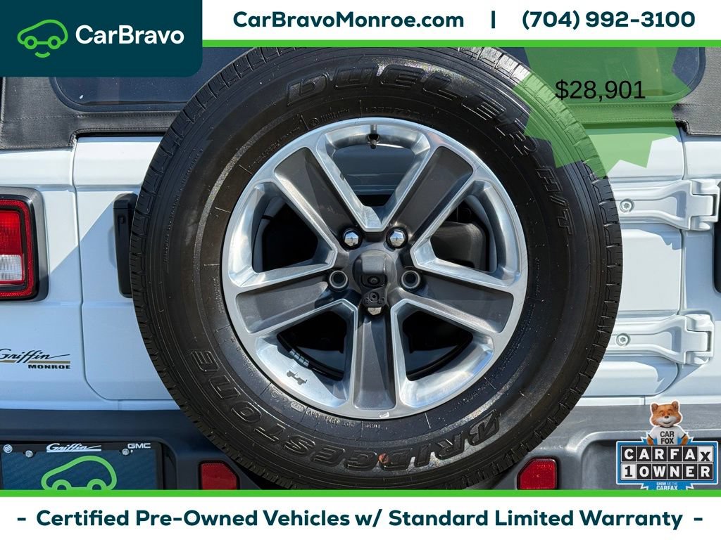 Used 2023 Jeep Wrangler Unlimited Sahara AWD/4WD image 17