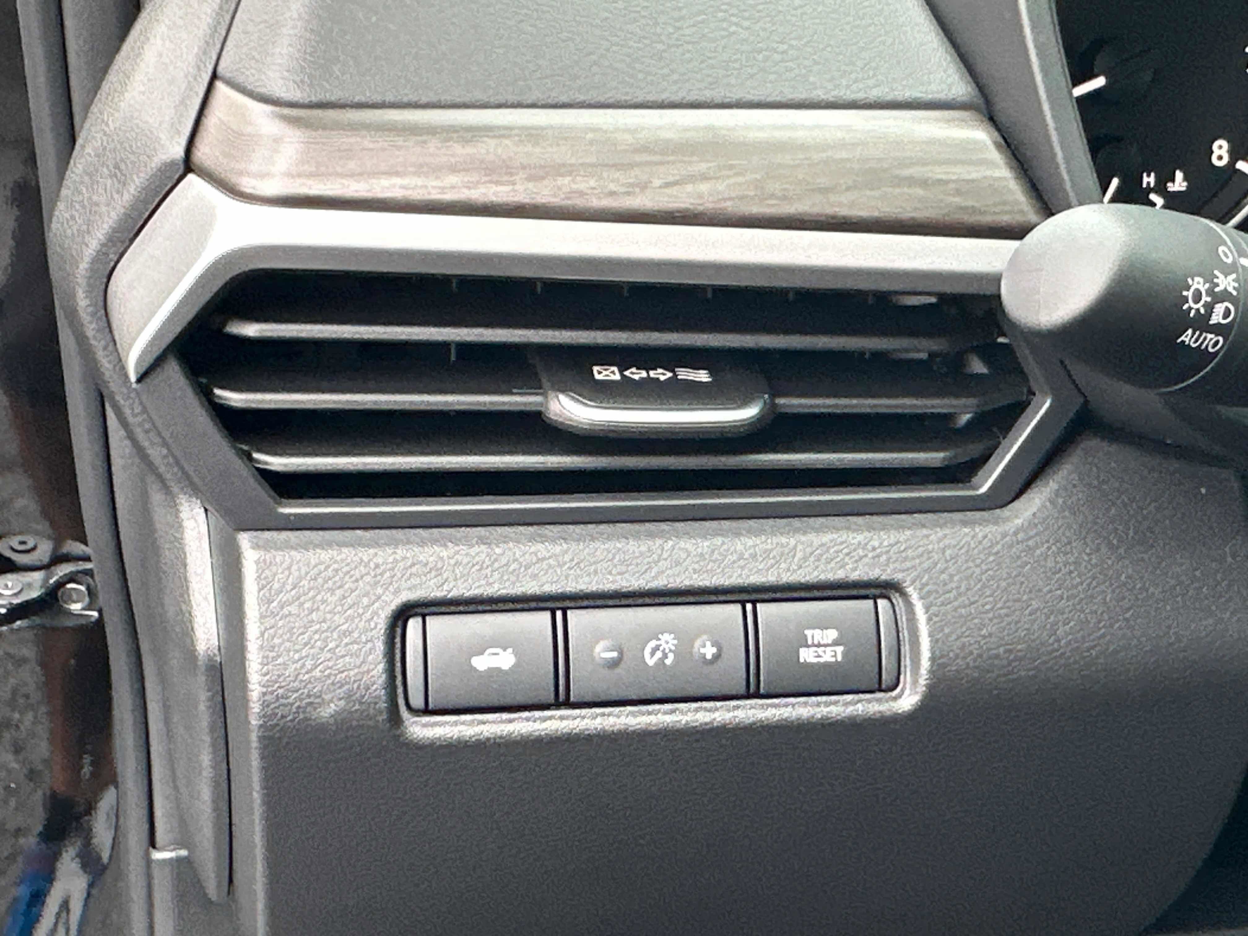 New 2026 Nissan Altima 2.5 SV AWD/4WD image 21