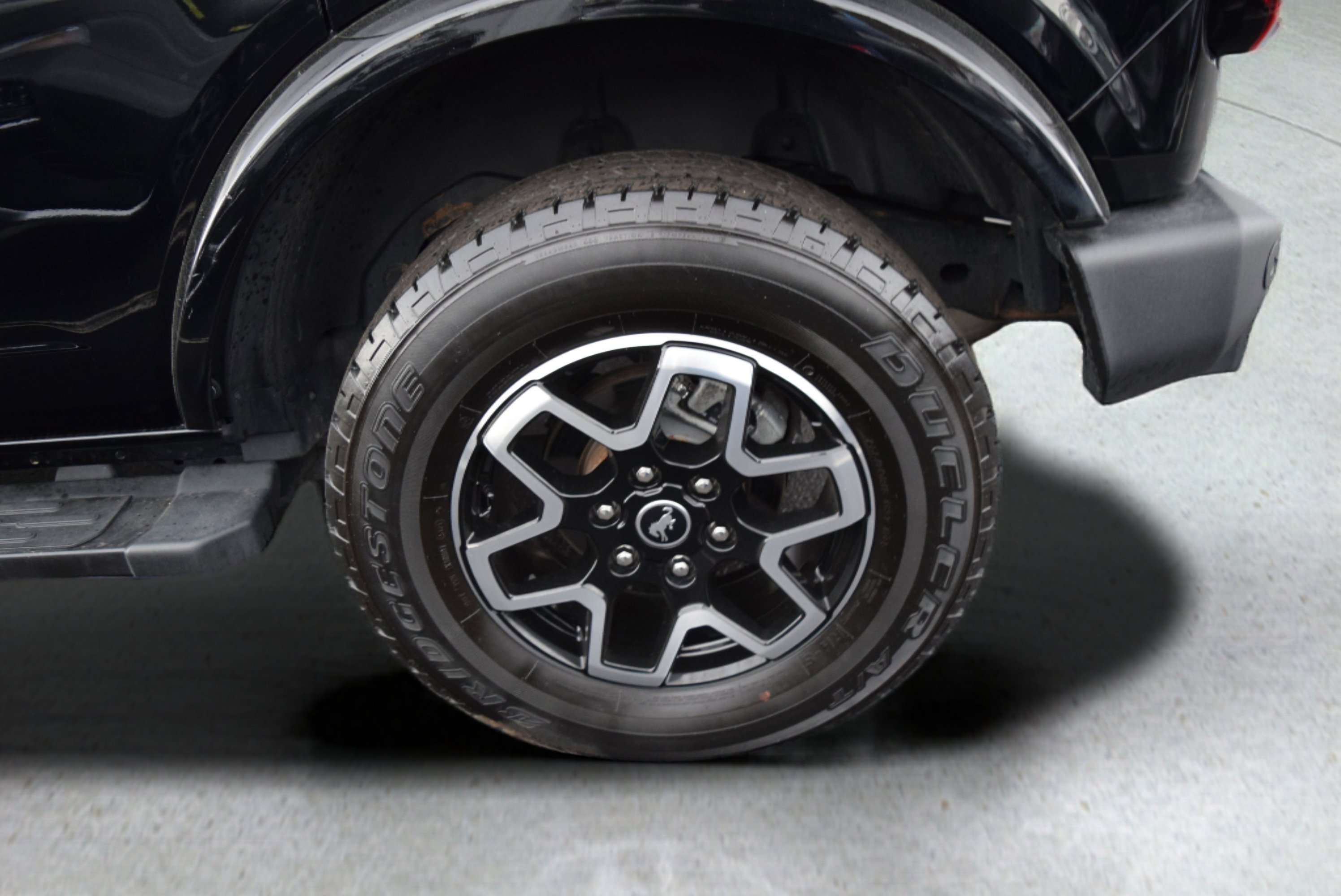 Used 2022 Ford Bronco Outer Banks image 6