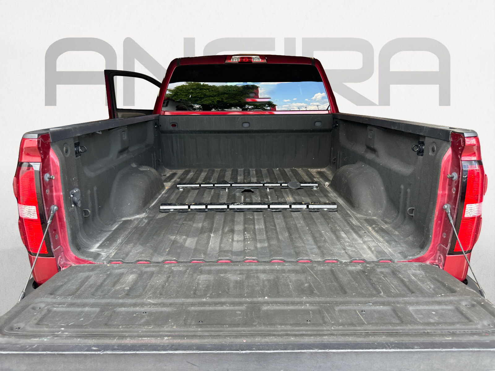 Used 2019 GMC Sierra 2500 SLT w/ Duramax Plus Package AWD/4WD image 12