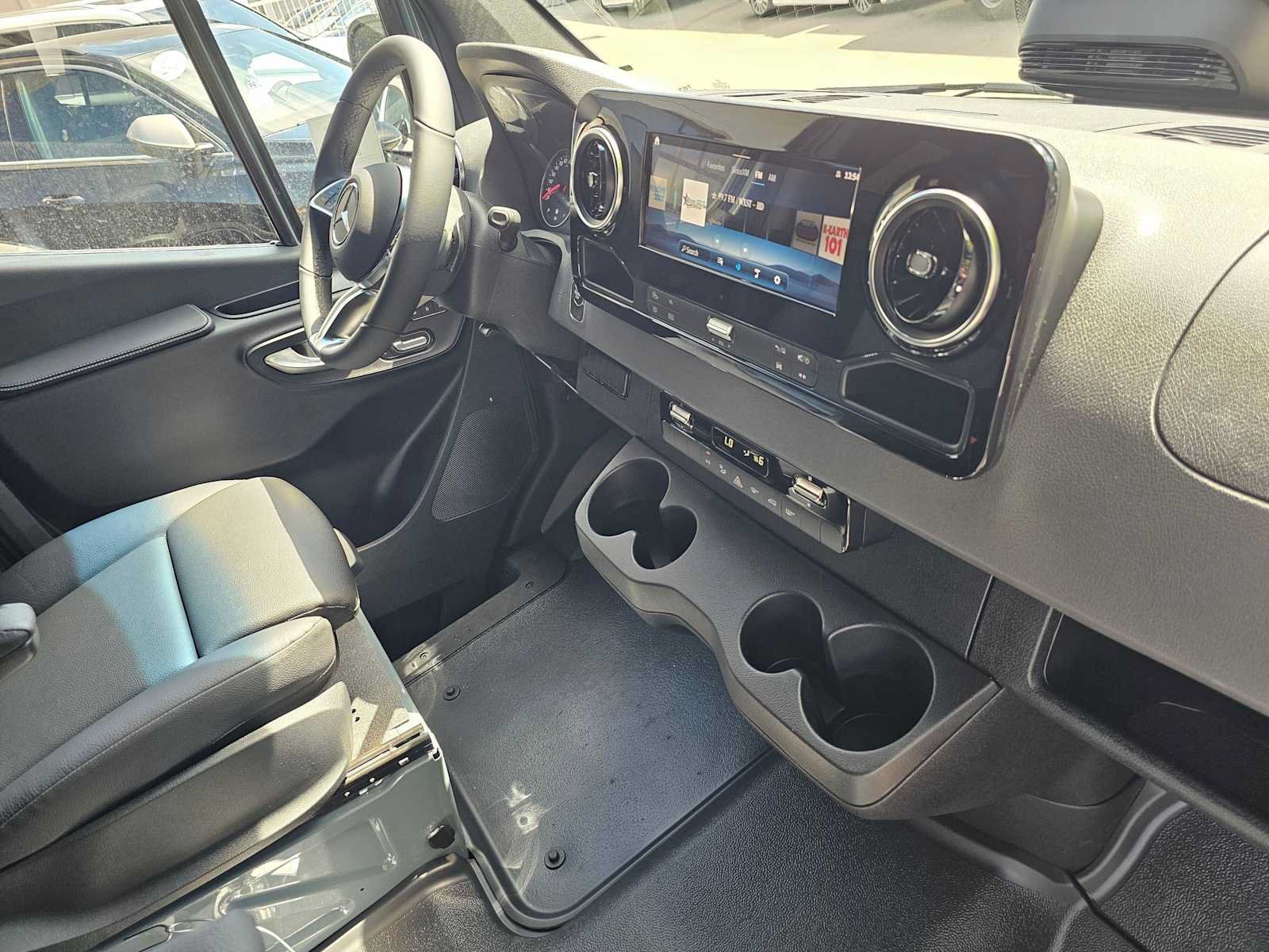 New 2026 Mercedes-Benz Sprinter 2500 image 11