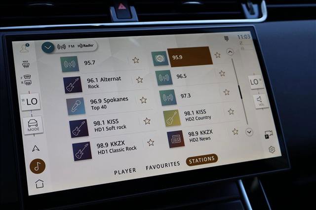 New 2026 Land Rover Range Rover Evoque Dynamic SE AWD/4WD image 20