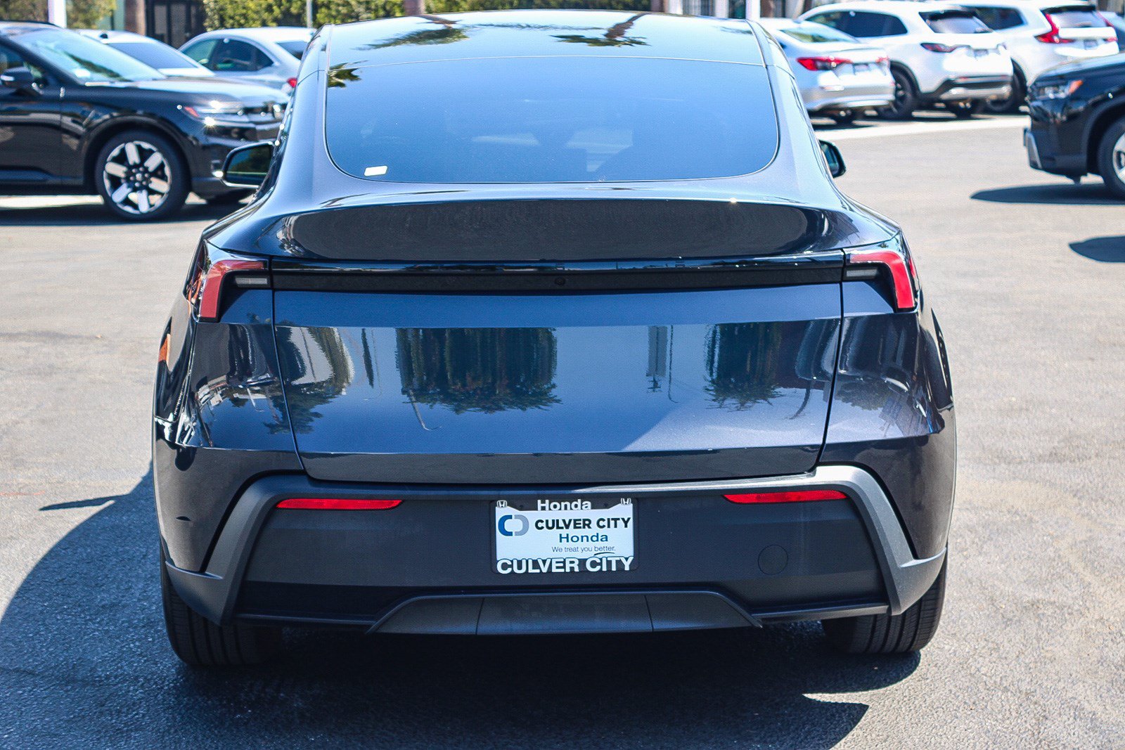 Used 2026 Tesla Model Y 2WD image 8