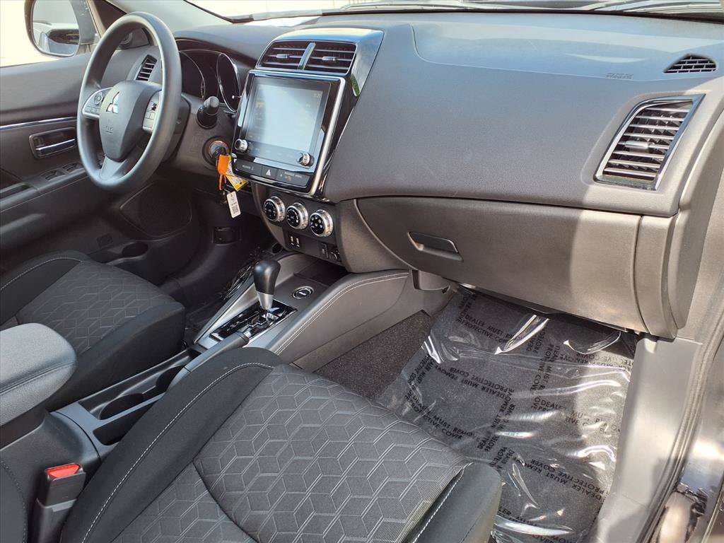 Used 2026 Mitsubishi Outlander Sport ES AWD/4WD image 8