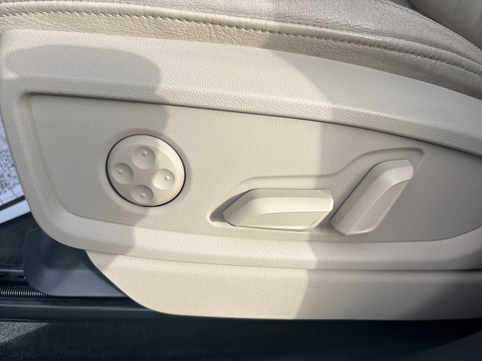 Used 2018 Audi Q5 2.0T Premium Plus w/ Premium Plus Package image 24