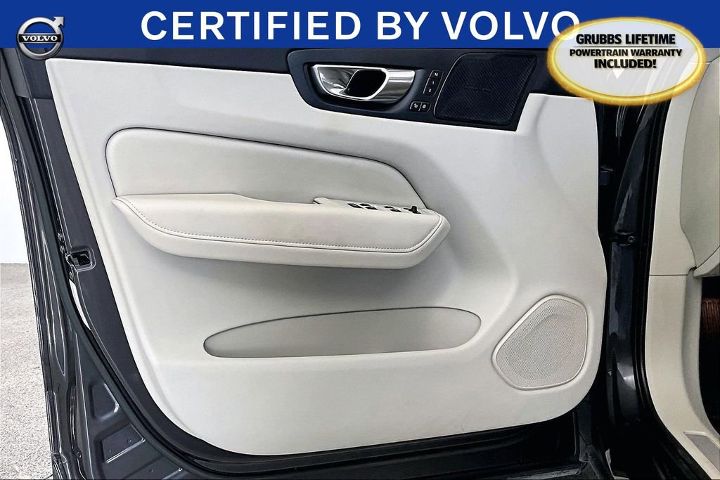 Certified 2023 Volvo XC60 B6 Ultimate w/ Protection Package Premier image 24