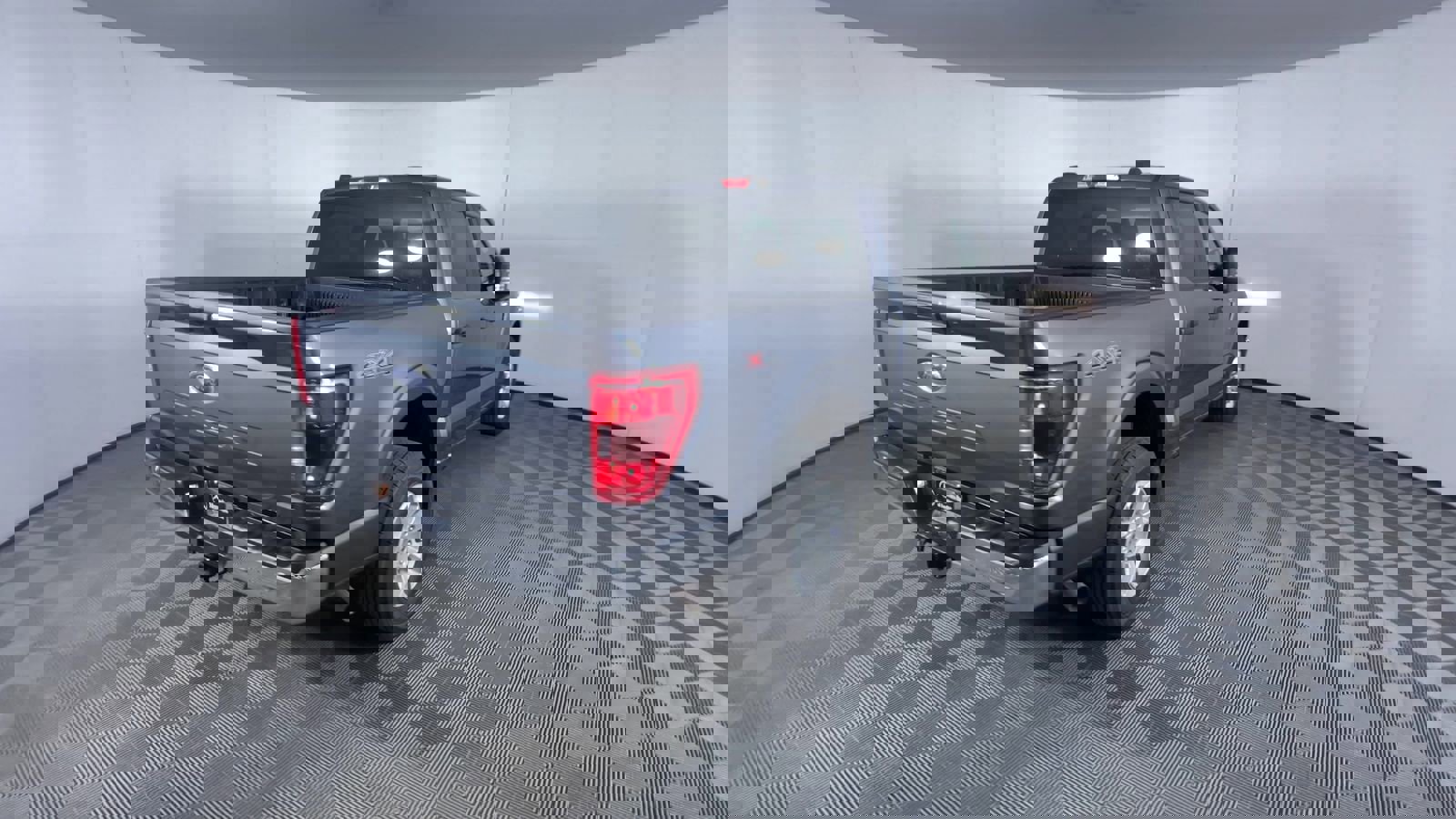 Used 2023 Ford F150 XLT image 8