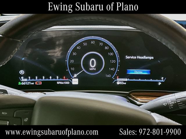 Used 2022 Cadillac Escalade Luxury w/ LPO, Illumination Package RWD image 12