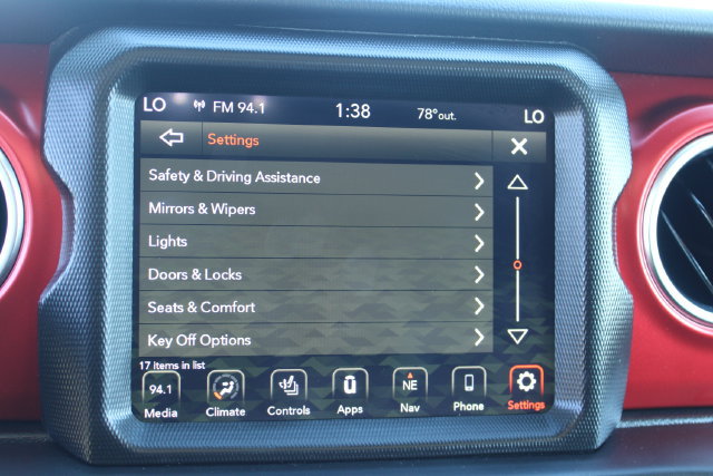 Used 2023 Jeep Wrangler Unlimited Rubicon w/ LED Lighting Group AWD/4WD image 32