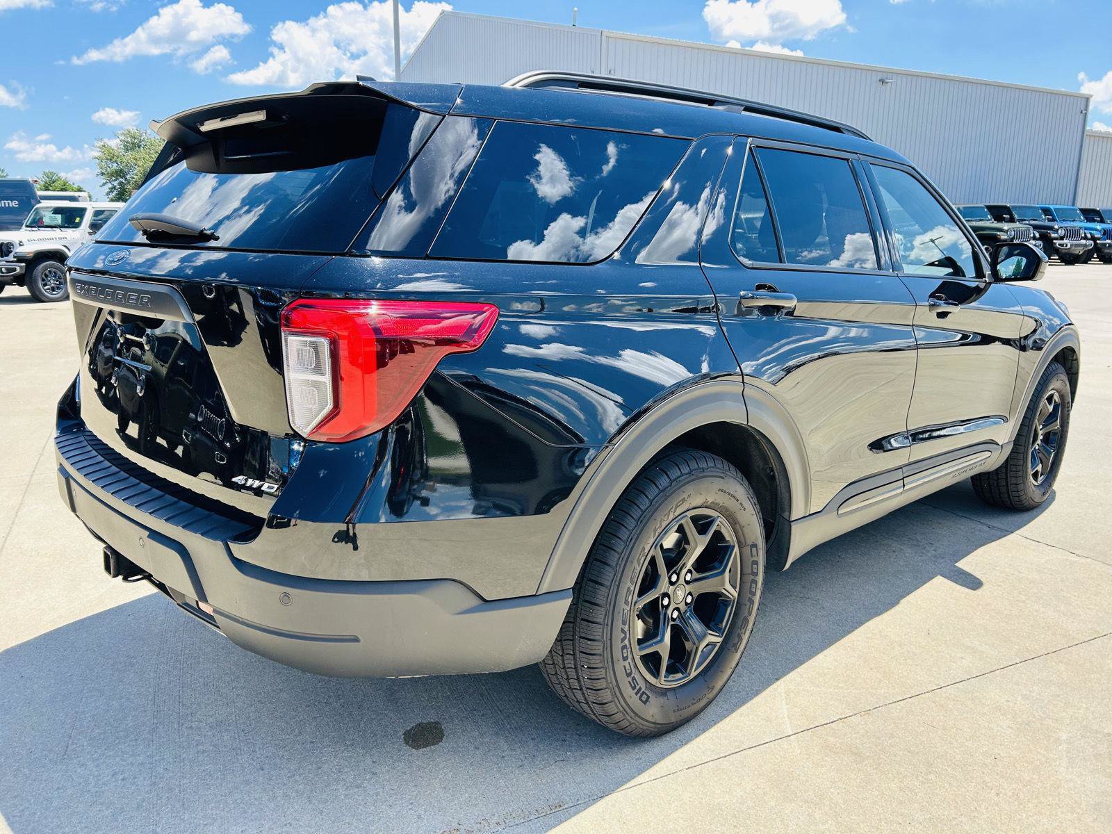 Used 2022 Ford Explorer Timberline w/ Timberline Technology Package AWD/4WD image 45
