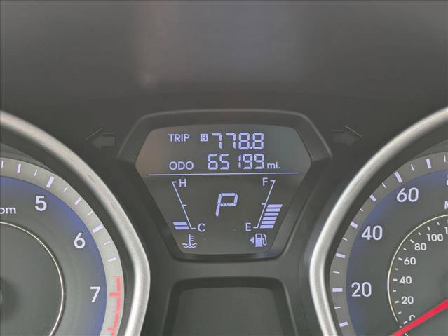 Used 2013 Hyundai Elantra Limited FWD image 12