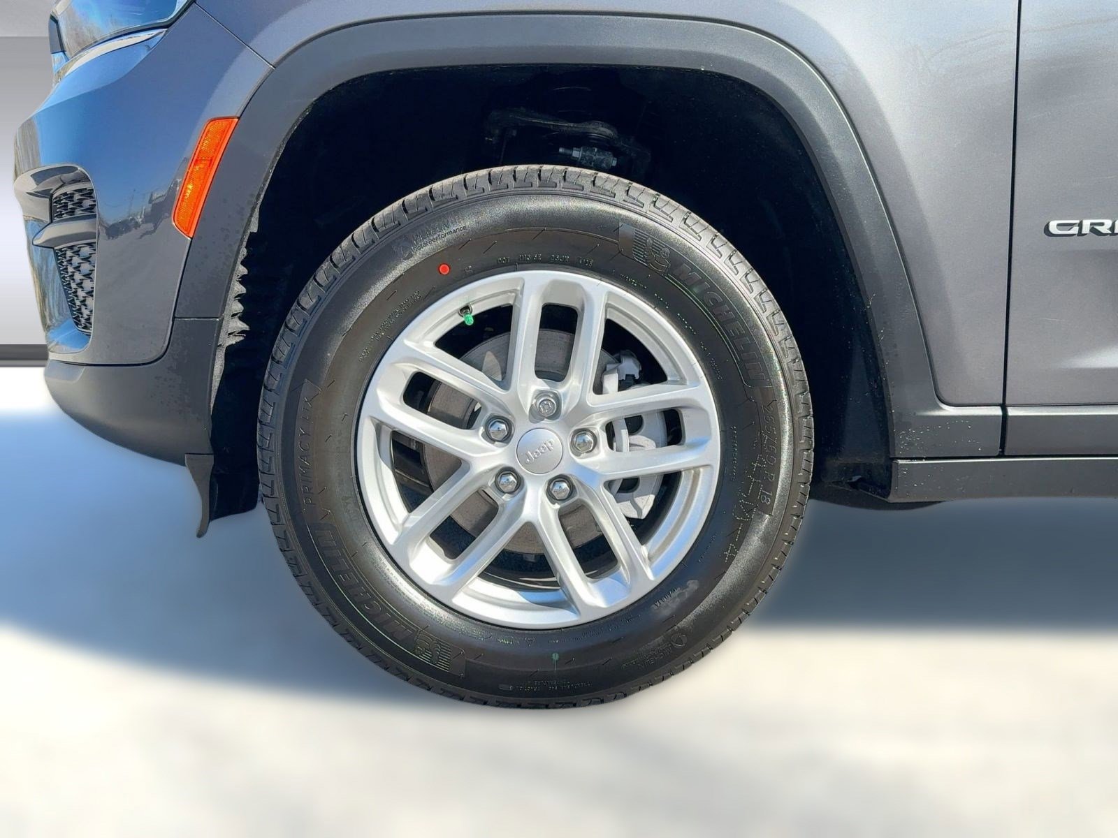 New 2025 Jeep Grand Cherokee Laredo X image 10