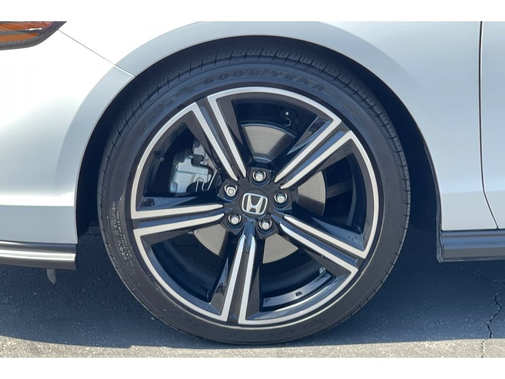 Used 2024 Honda Accord Sport image 35