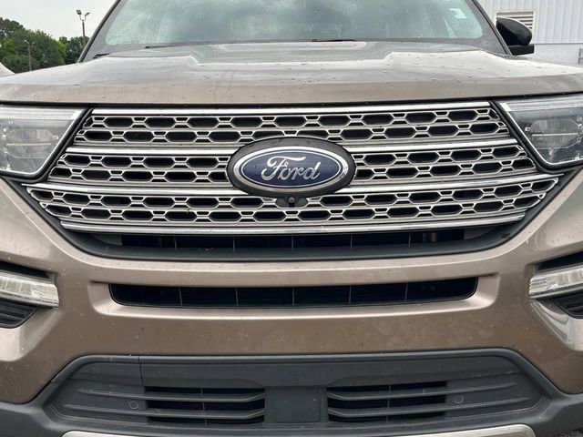 Used 2021 Ford Explorer Limited w/ Equipment Group 301A RWD image 9